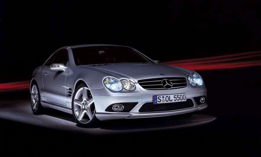  Mercedes-Benz SL55 AMG 2006 года  (фото 32 из 69)